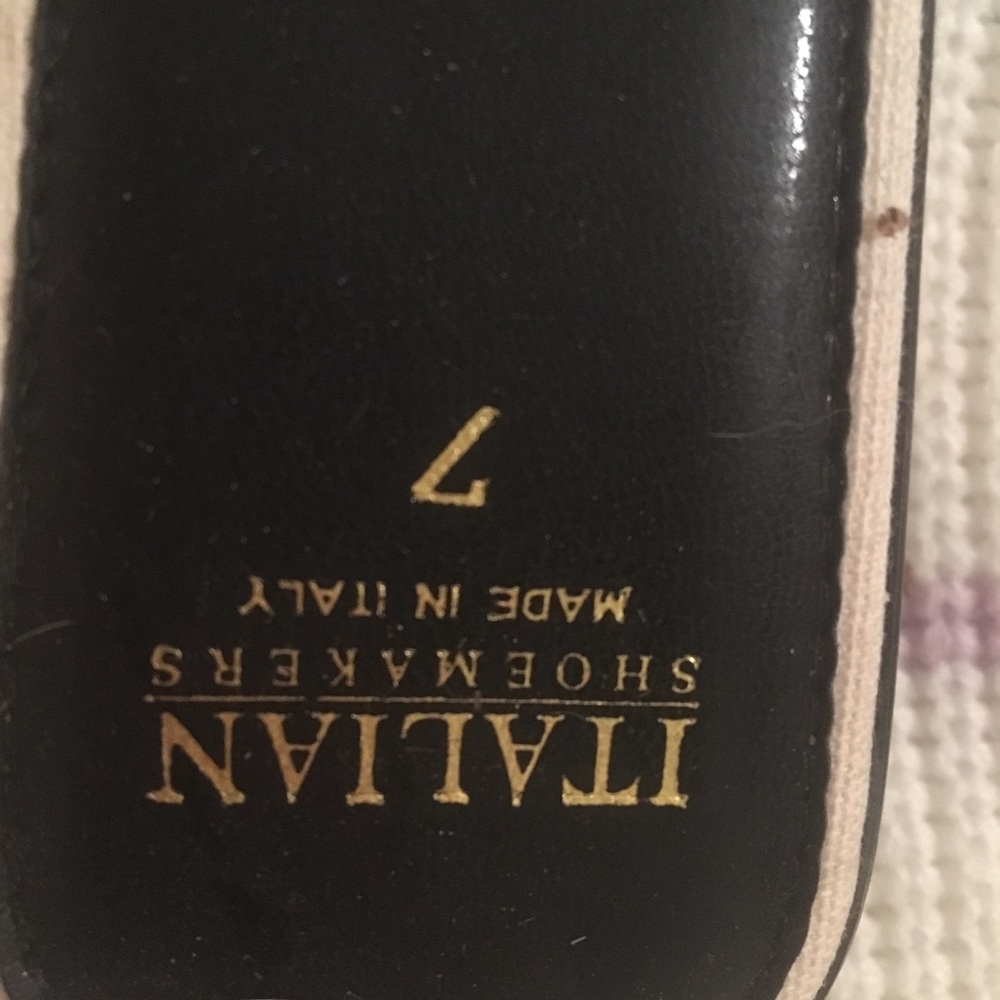 Italian shoemakers shows. Size 7